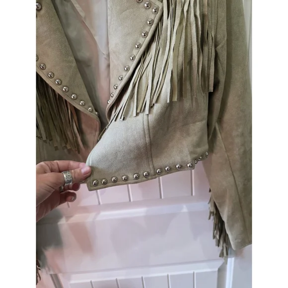 Fringe & Studded Cropped Faux Suede Jacket Size Large NWOT Boho Western Cowgirl - Picture 5 of 8